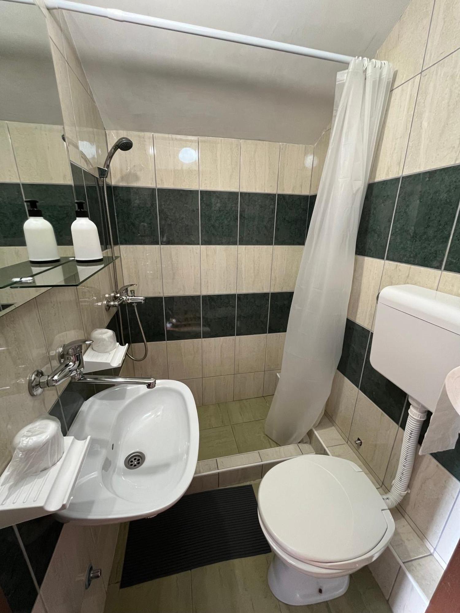 Apartmán Sobe Zoka Subotica Exteriér fotografie
