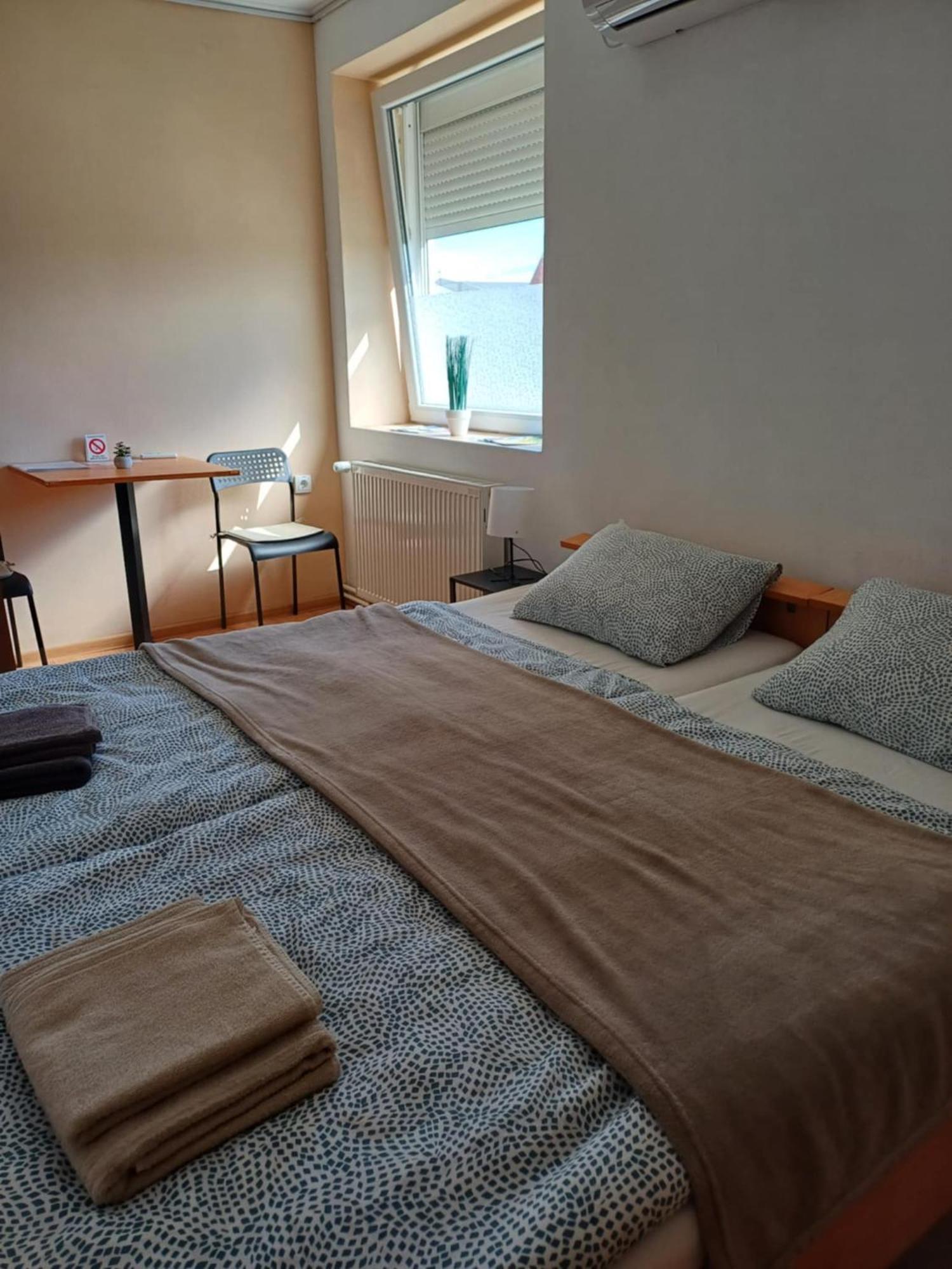 Apartmán Sobe Zoka Subotica Exteriér fotografie